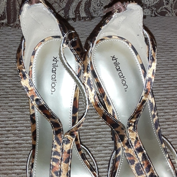 ❤️ FINAL REDUCTION Cheetah Pumps - Picture 7 of 7